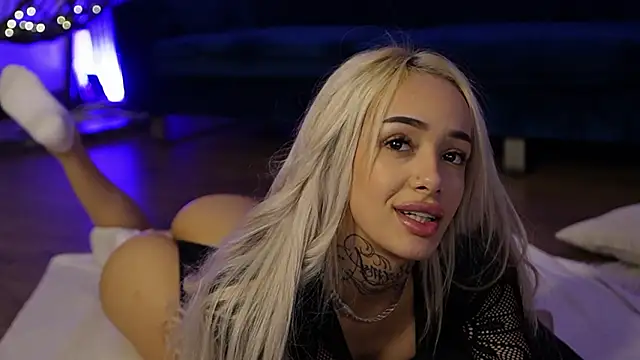 blondie_muller's cam snapshot