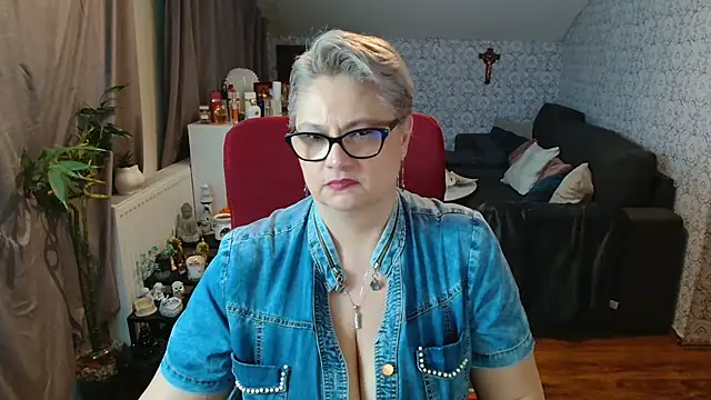 bigtits4you's cam snapshot