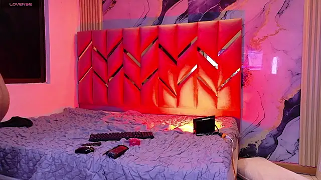 daddyissuesss_'s cam snapshot