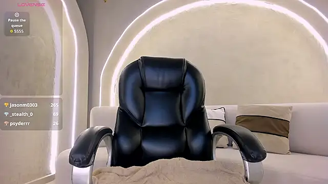 MiaLaurence's cam snapshot