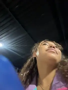 lauraltt live sex cam