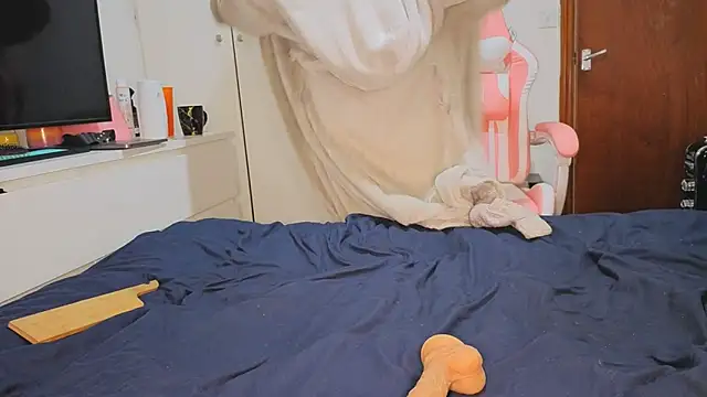 ENGLISHEMILY_69's cam snapshot