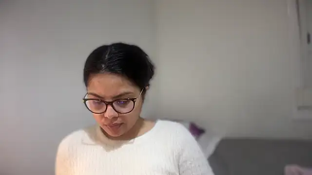 naughty__alexia's cam snapshot