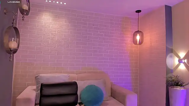 EveBensonX's cam snapshot