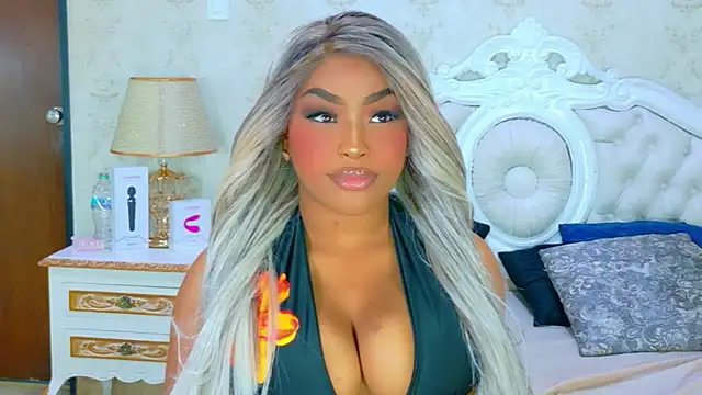 TianahGlow's cam snapshot