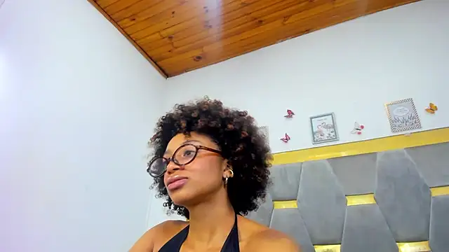 AliyahBrowns's cam snapshot