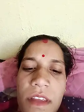 Karishma_singh's cam snapshot