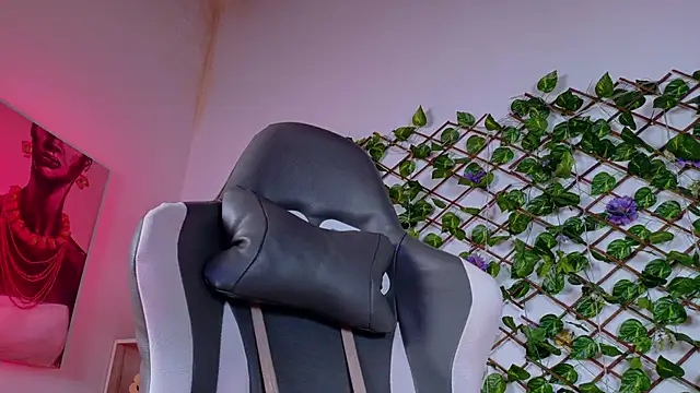 alice_rous21's cam snapshot