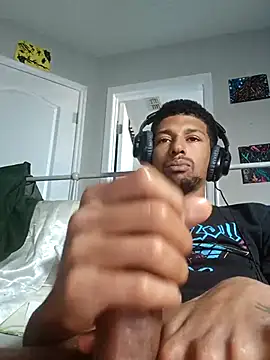 BigPrettyDick777 live sex cam