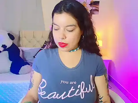 LillithRoses_'s cam snapshot