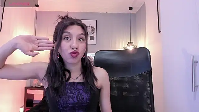 zoe-moreau's cam snapshot