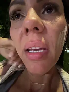 SofhiaTaylor live sex cam