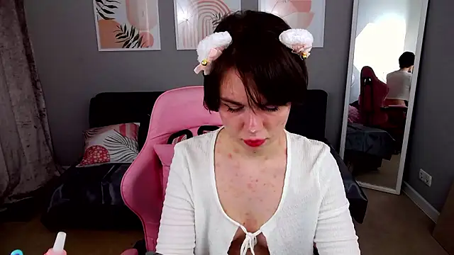 GabbieWhite's cam snapshot