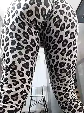 hot-babygirl live sex cam