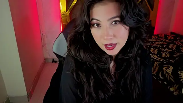 Luvienne's cam snapshot