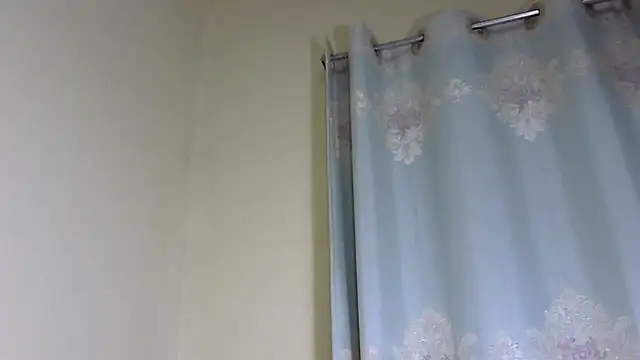 Anu_tiny's cam snapshot