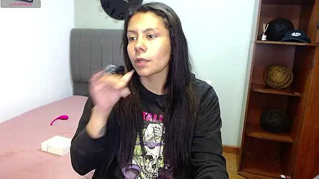 valevicious's cam snapshot