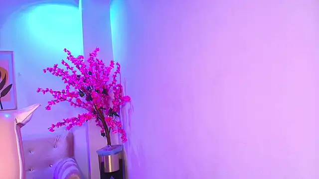 Anie_johnson's cam snapshot