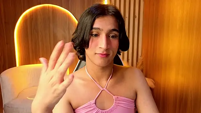 zoe_tp's cam snapshot