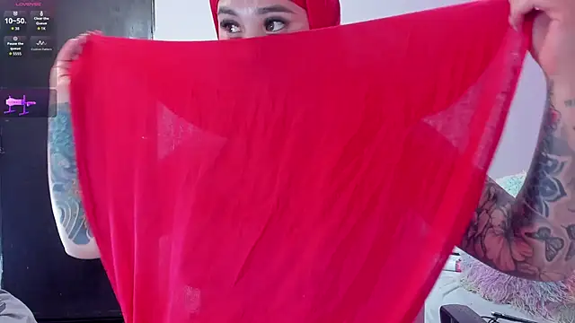 Nayla-Mouna's cam snapshot