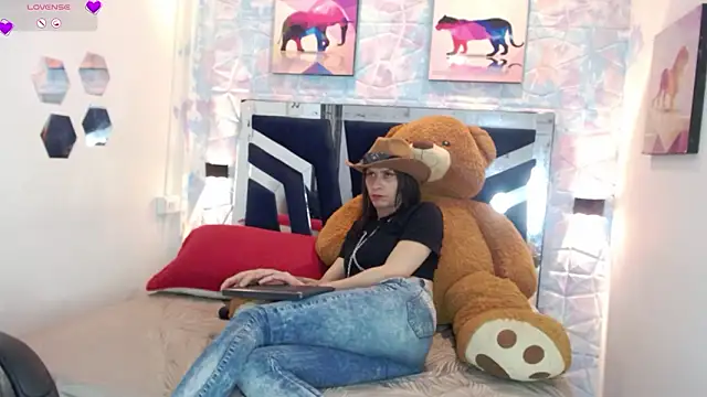 Charlotte_Landry__'s cam snapshot