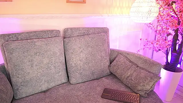 MeganLowell's cam snapshot