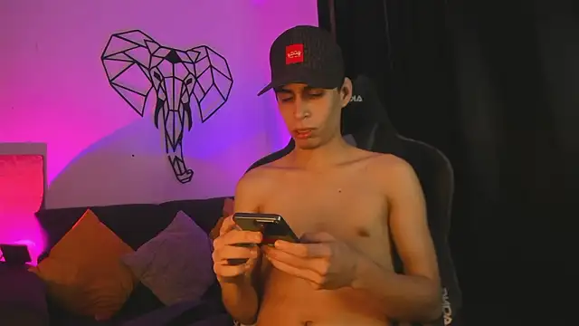 juan_posada's cam snapshot