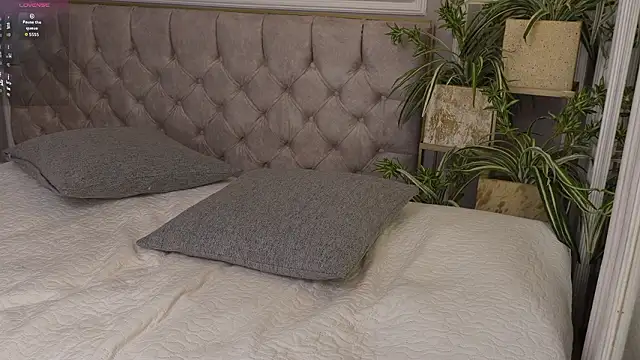 ellette__'s cam snapshot