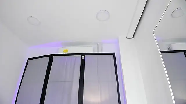 niicole_steele_'s cam snapshot