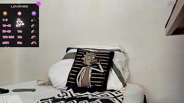 Aron_Baylor's cam snapshot