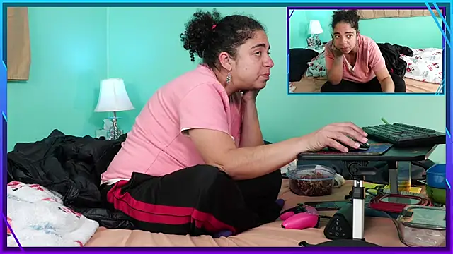 nsfwismorefun's cam snapshot