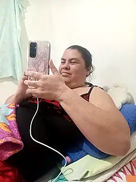 yaneth_'s cam snapshot