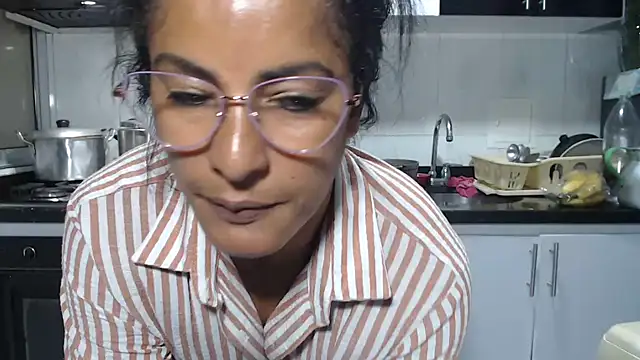 kateleyagrey's cam snapshot