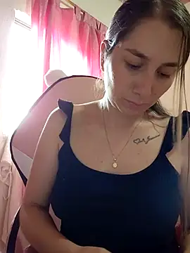 Iris_love18's cam snapshot