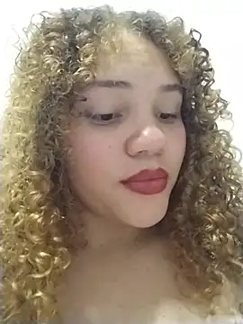 SirenRouge_69's cam snapshot