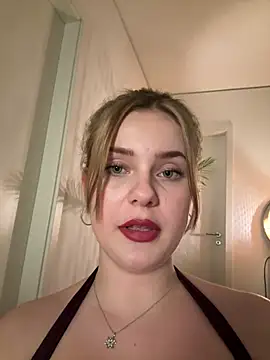 MaribelRiver live sex cam