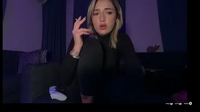 yaprakmericc live sex cam