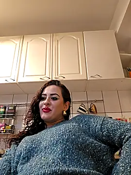 WatchTheQUEEnConQuer88 live sex cam