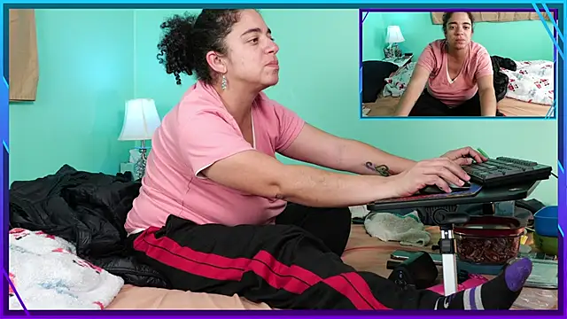 nsfwismorefun's cam snapshot