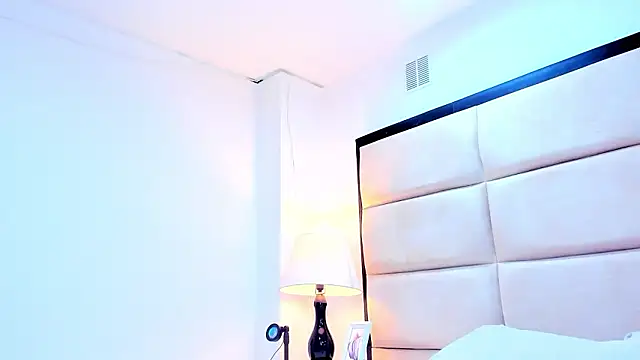 ScarletJons's cam snapshot