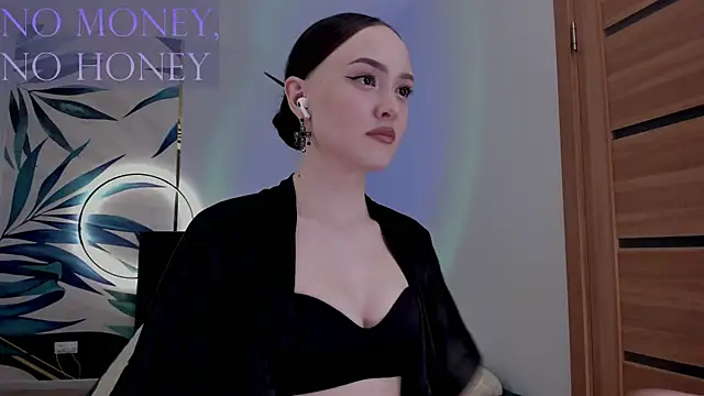 SirenasWhisper's cam snapshot