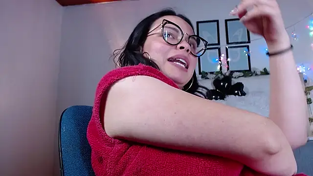 Megan_05_'s cam snapshot