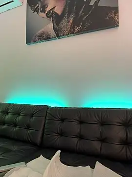 IsabellaEtthan's cam snapshot