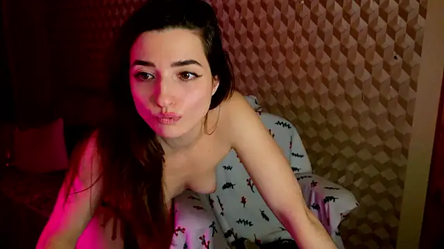 GoldieHoshie's cam snapshot