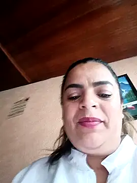 Mia-Glow's cam snapshot