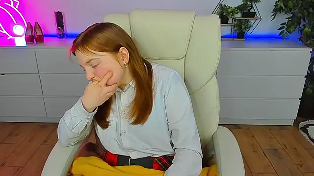 KattyRose8's cam snapshot