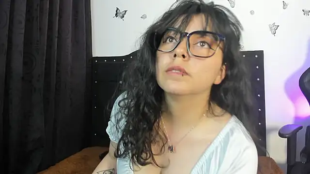 Ashley_Tellez's cam snapshot