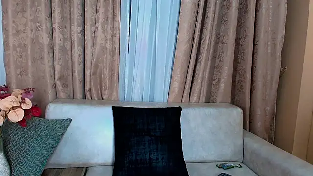 TessaMonroee live sex cam