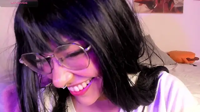 Luna-Chann's cam snapshot