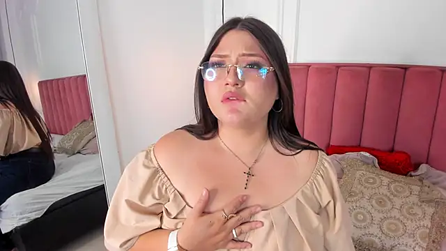 Tessa_Sinclaire's cam snapshot